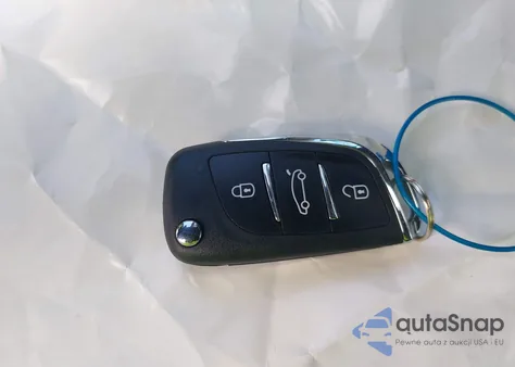 2018 Nissan Sentra S z USA, uszkodzony, nr VIN 3N1AB7AP3JY273799